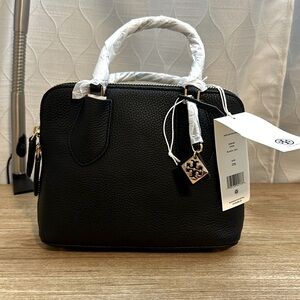 Brand New Tory Burch NWT Mini Swing Bag / Black/001 . Retail $398